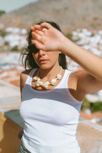 Load image into Gallery viewer, Sea Shell necklace
